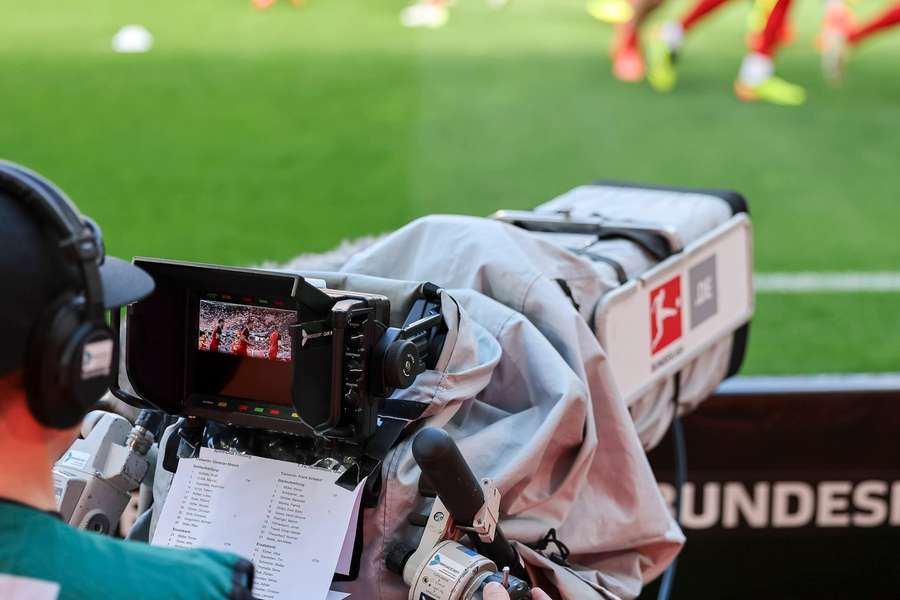 Die Samstagskonferenz wechselt zu DAZN.