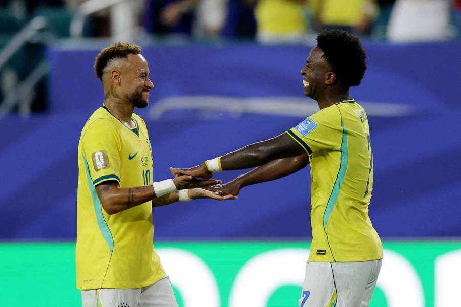 Brasilien gewinnt Gruppe C