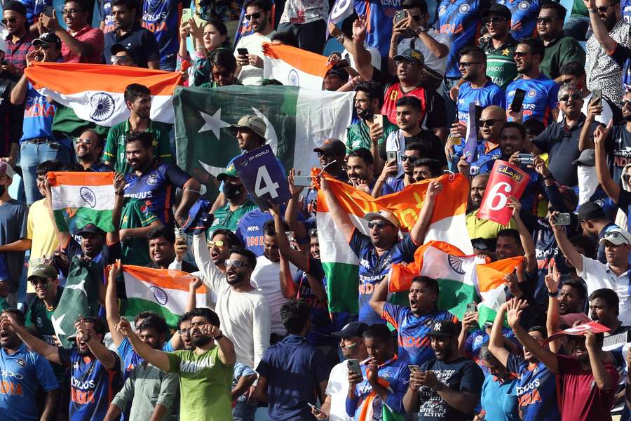 India and Pakistan fans sold out the near 100,000-seater MCG in just five minutes