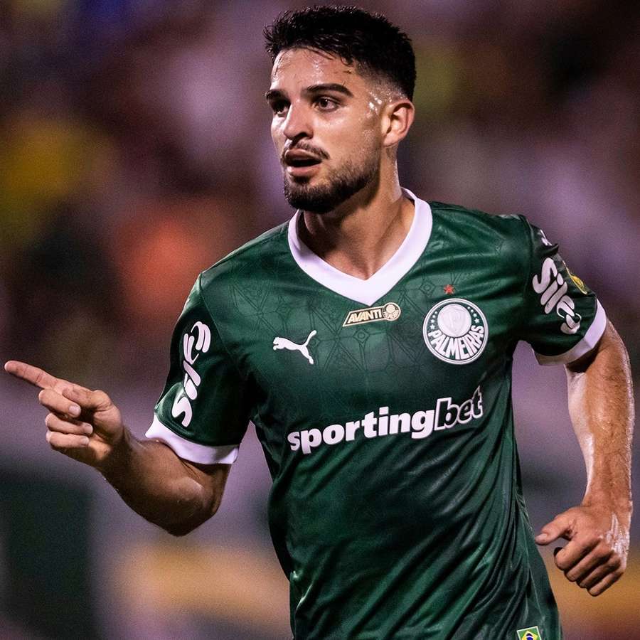 Flaco López fez gol e deu duas assistências contra São Bernardo