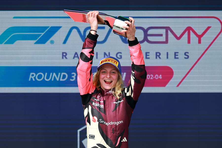 Doriane Pin célébrant sa victoire samedi.