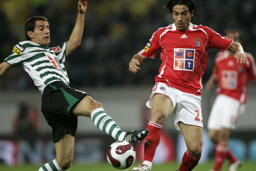 Nuno Assis num dérbi diante do Sporting