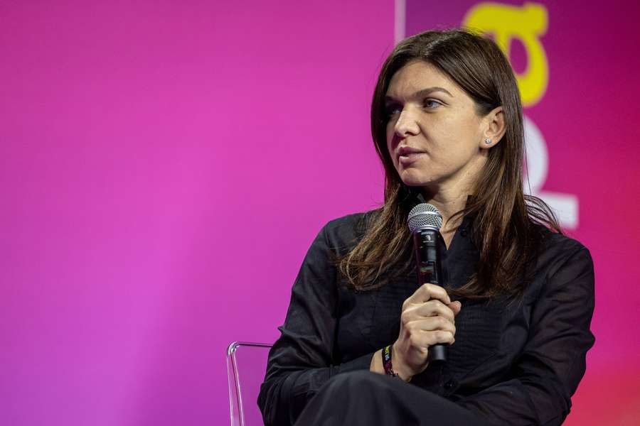 Simona Halep își ia rămas-bun de la tenis Simona Halep își ia rămas-bun de la tenis