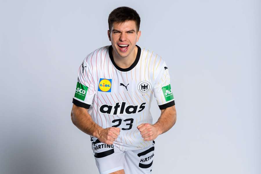Renars Uscins beim Fotoshooting vor der Handball-WM 2025