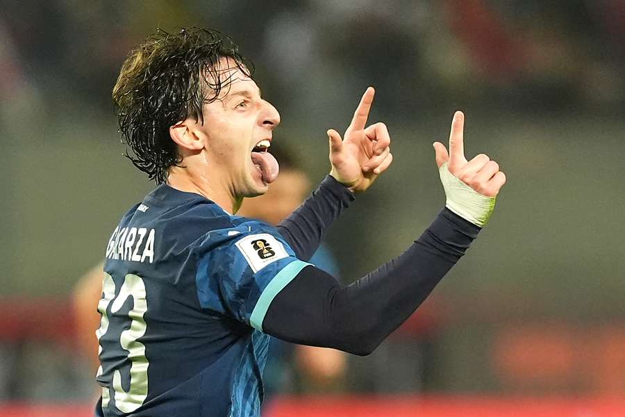 Galarza fez o gol da vitória paraguaia em Lima