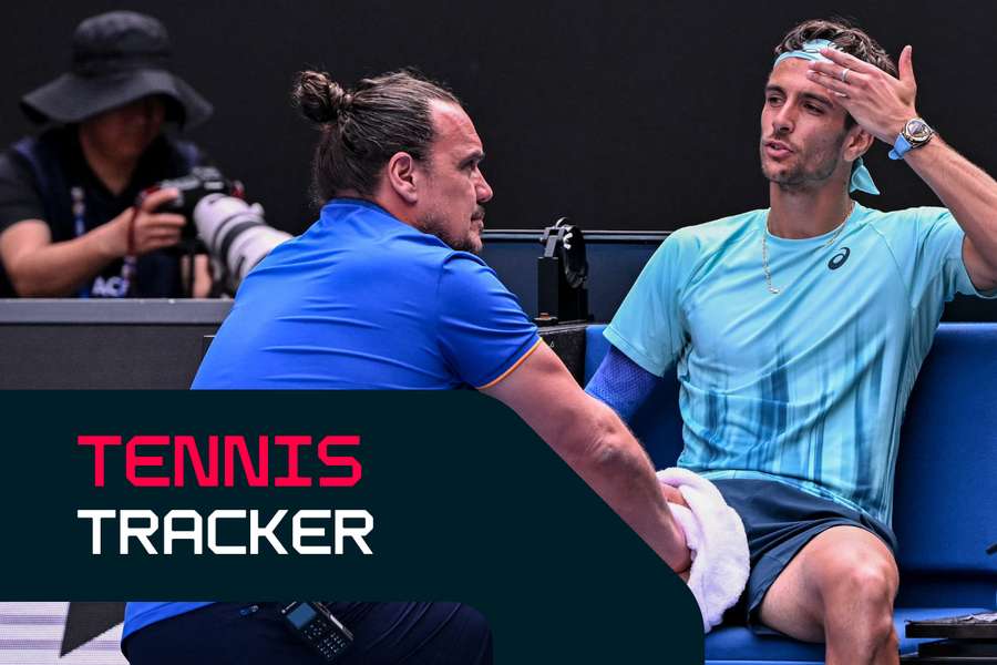 Musetti in discomfort after calling a medical timeout