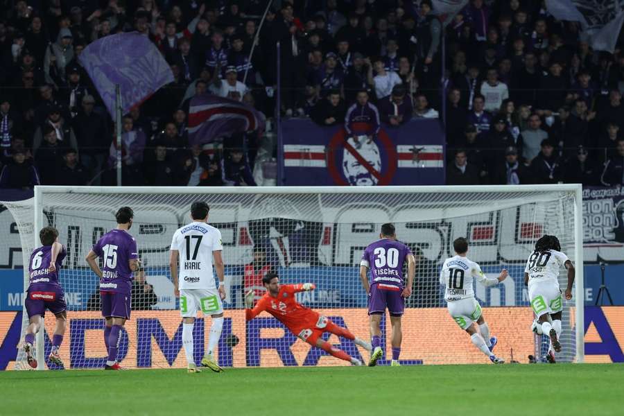 Gegen Tabellenführer Sturm hatte die Austria keine Chance.