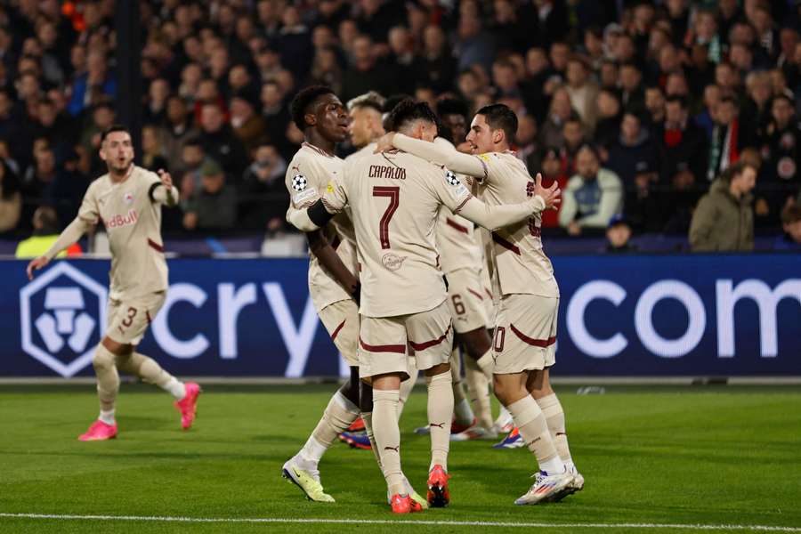 El Salzburgo celebrando el segundo gol de Konate