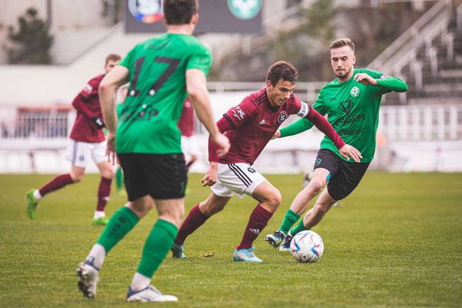 Sparta B nenavázala na výhru na Dukle a doma nestačila na Příbram.