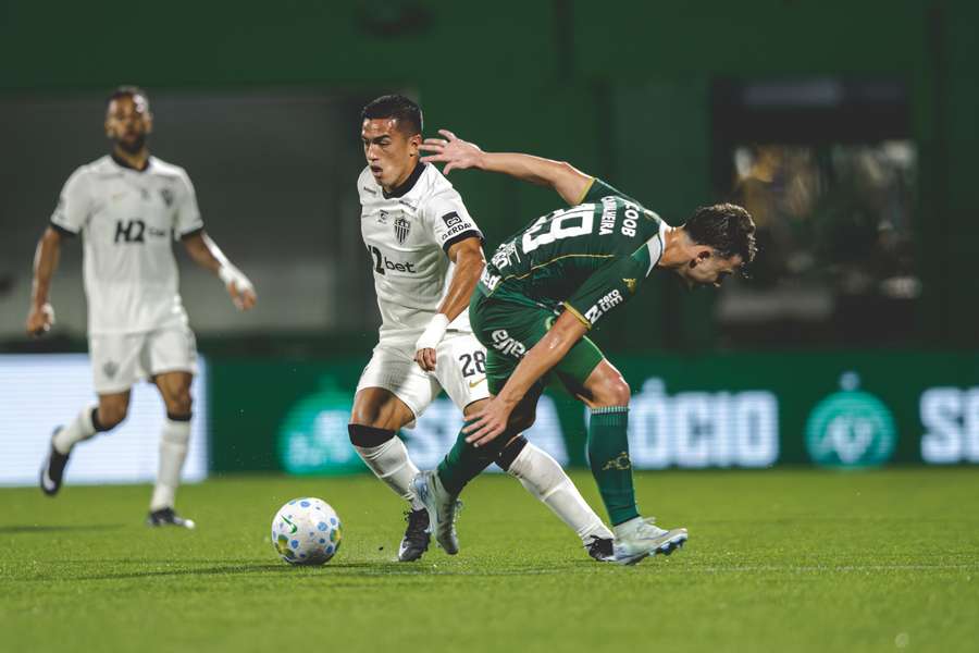 O segundo tempo foi de controle do Atlético-MG