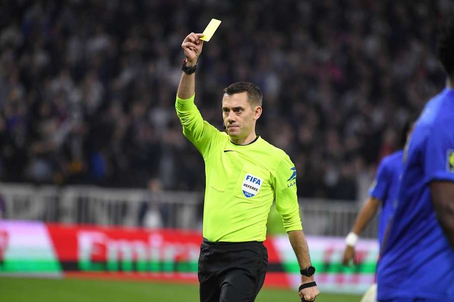 Clément Turpin apita jogo de terça-feira