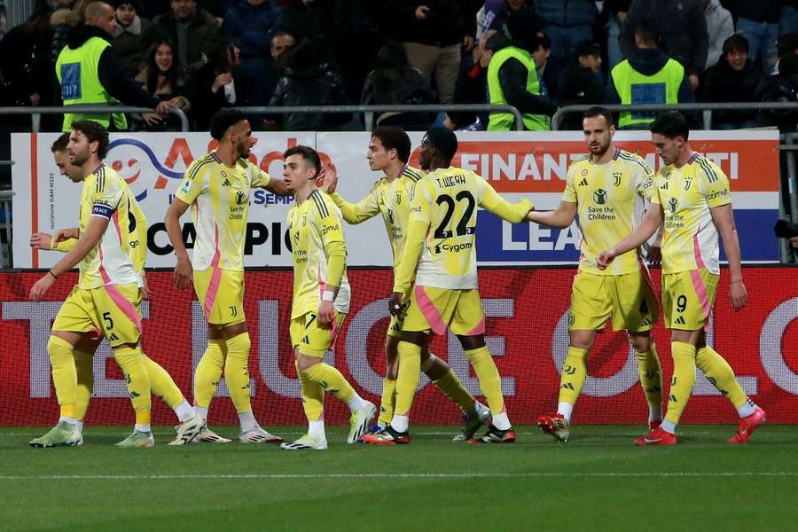 Juventus vence na Serie A após desilusão europeia