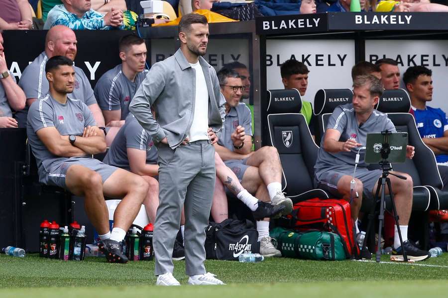 Wilshere offered Arsenal U21 job, but... Wilshere offered Arsenal U21 job, but...