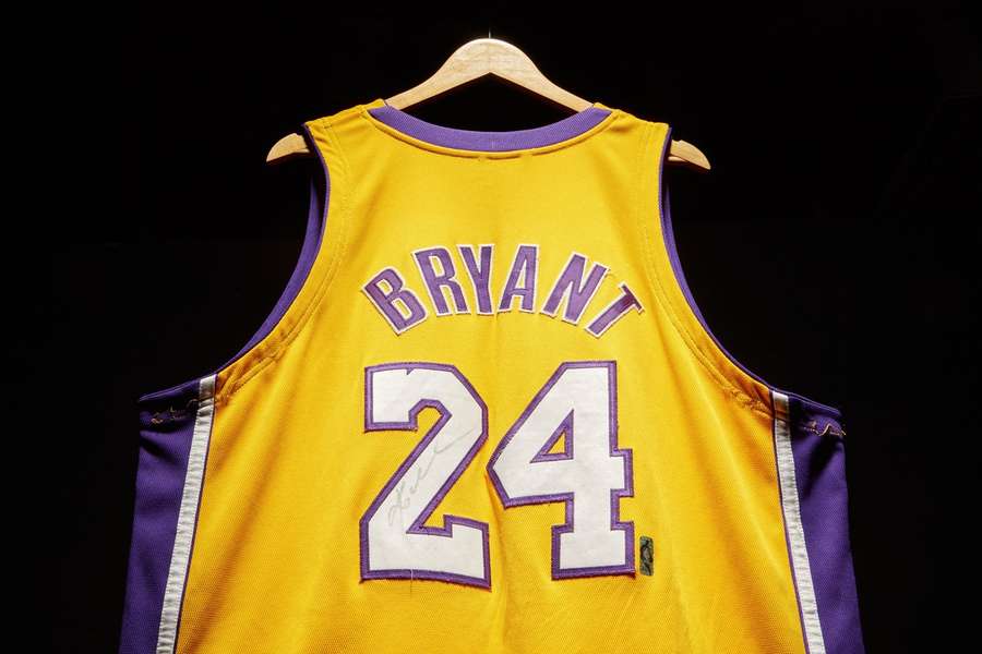 Tricoul purtat de Kobe Bryant pe 23 aprilie 2008