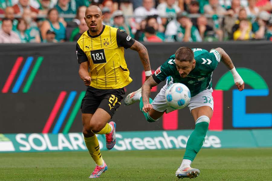 Malen in actie voor Dortmund