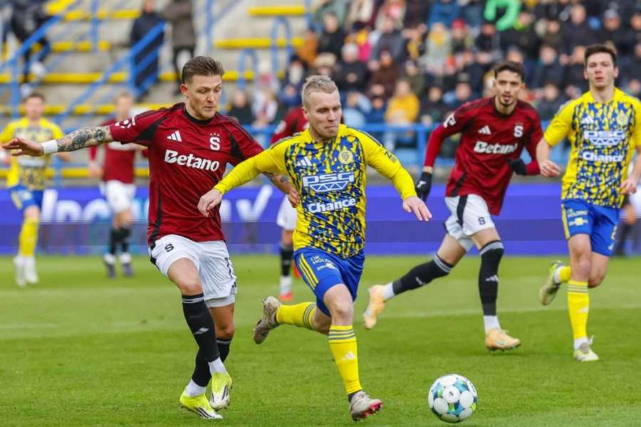 Fotbalisté Zlína prohráli doma se Spartou.