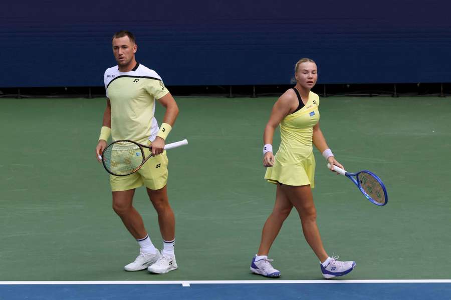 Ruud si v dejisku US Open stihol zahrať aspoň miešanú štvorhru. Ruud si v dejisku US Open stihol zahrať aspoň miešanú štvorhru.