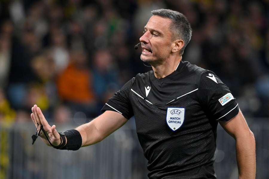 A fost anunțată brigada de arbitri pentru partida România - Israel