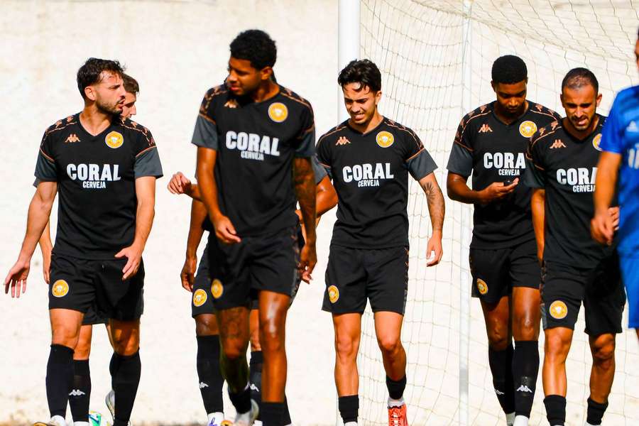 Jogadores do Nacional em ação