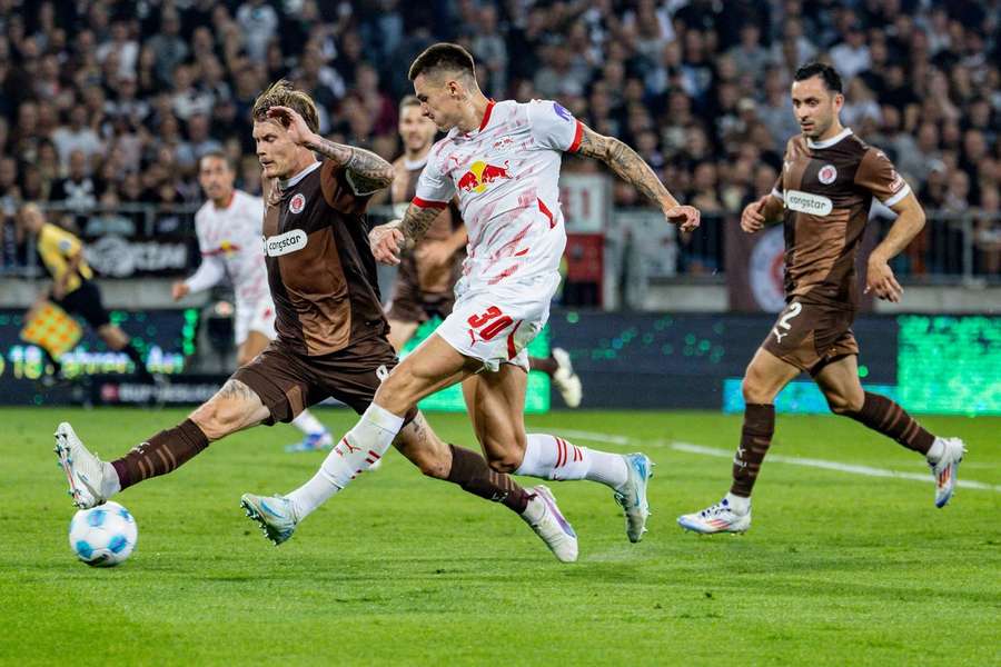 St. Pauli negou ofensiva do Leipzig