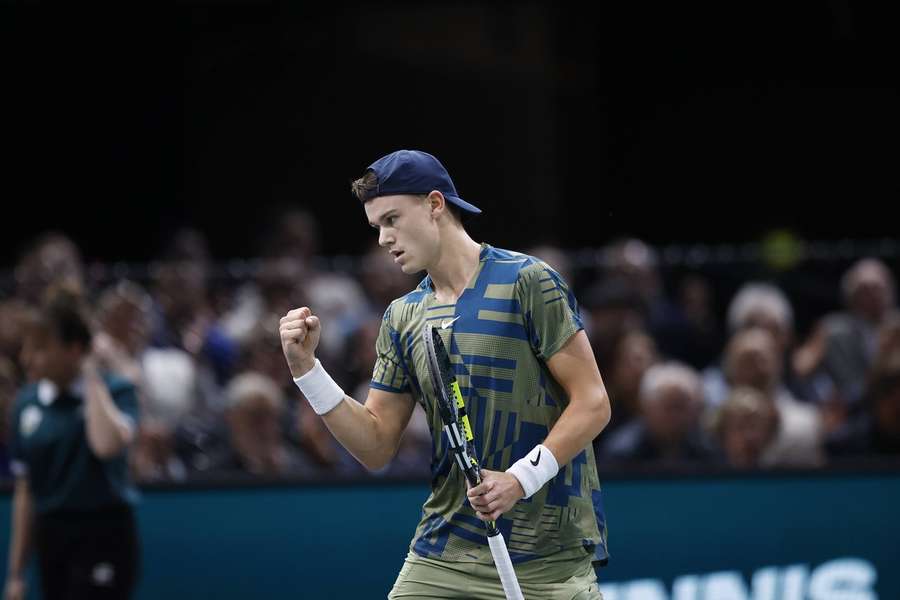 Holger Rune slaví první triumf na podniku Masters 1000.