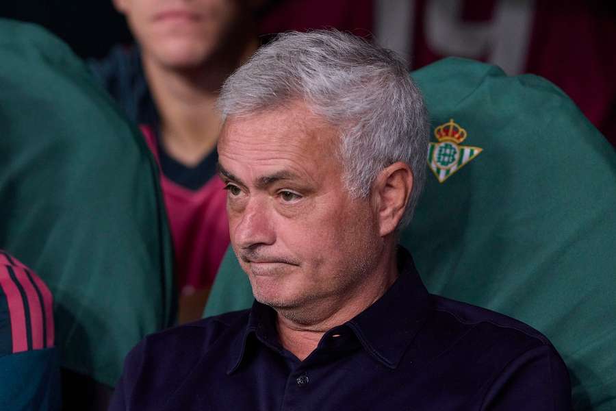 Mourinho, la meciul cu Betis Mourinho, la meciul cu Betis