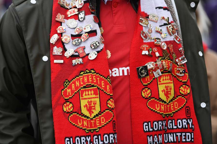 Legenda Man Utd Antonio Valencia dołącza do angielskiego klubu w wieku 40 lat, wracając z piłkarskiej emerytury