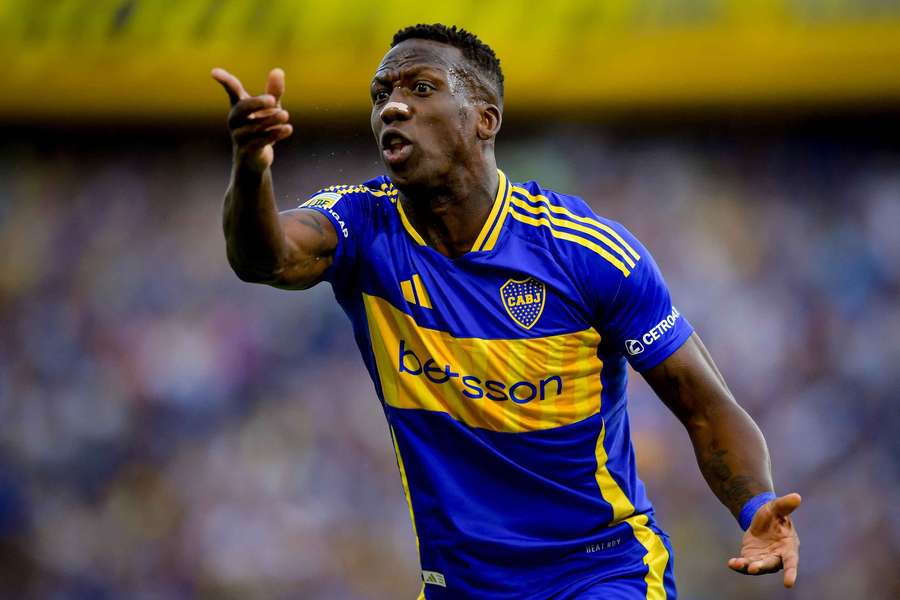 Advíncula ha dejado Boca Juniors en dirección a Alianza Lima