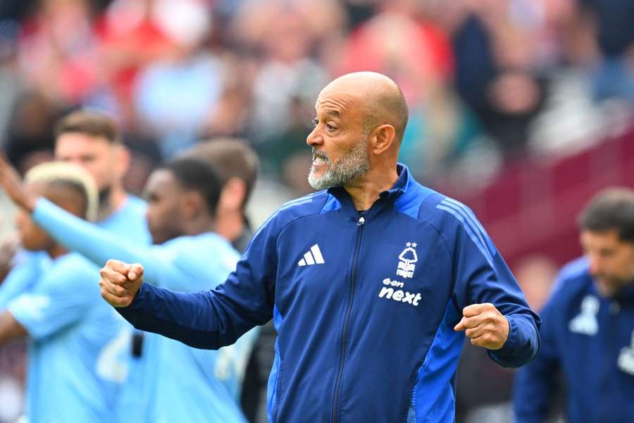 Nuno Espirito Santo gives positive Awoniyi update and brushes off links to Roma job Nuno Espirito Santo gives positive Awoniyi update and brushes off links to Roma job