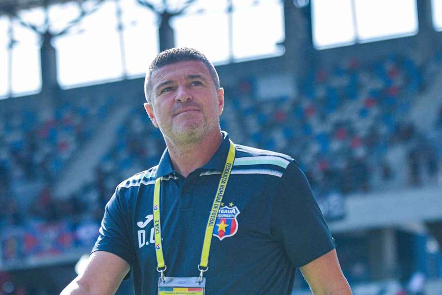 Daniel Oprița, antrenorul Stelei Daniel Oprița, antrenorul Stelei