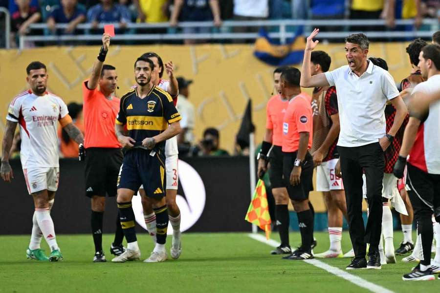 Bruno Lage, entraîneur de Benfica, pendant le match contre Boca Juniors