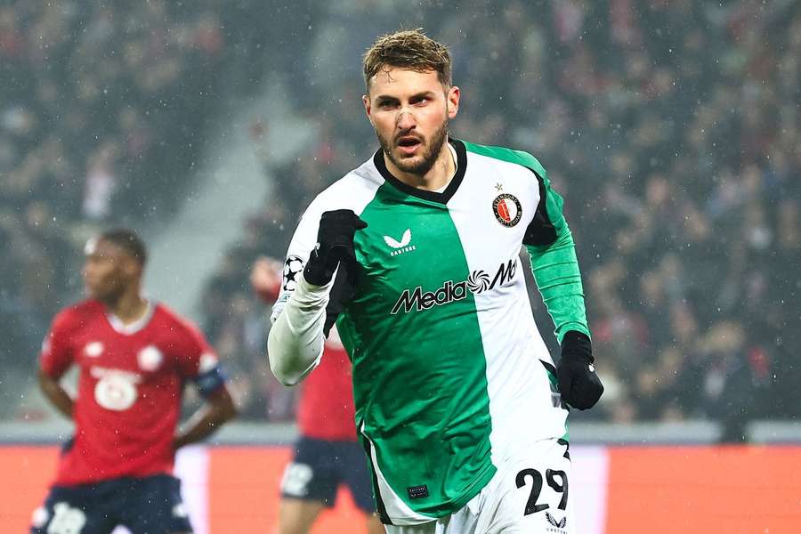 Giménez em destaque no Feyenoord