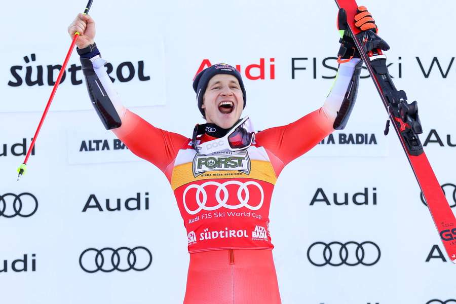 Marco Odermatt wygrał slalom gigant w Val Gardenie podczas alpejskiego Pucharu Świata
