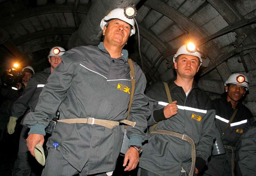 Mircea Lucescu went with players to one of the mines in the Donetsk region