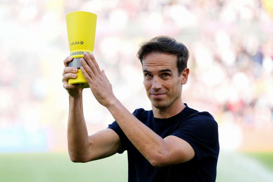 Iñigo Pérez won La Liga's Manager of the Month award for October 2025