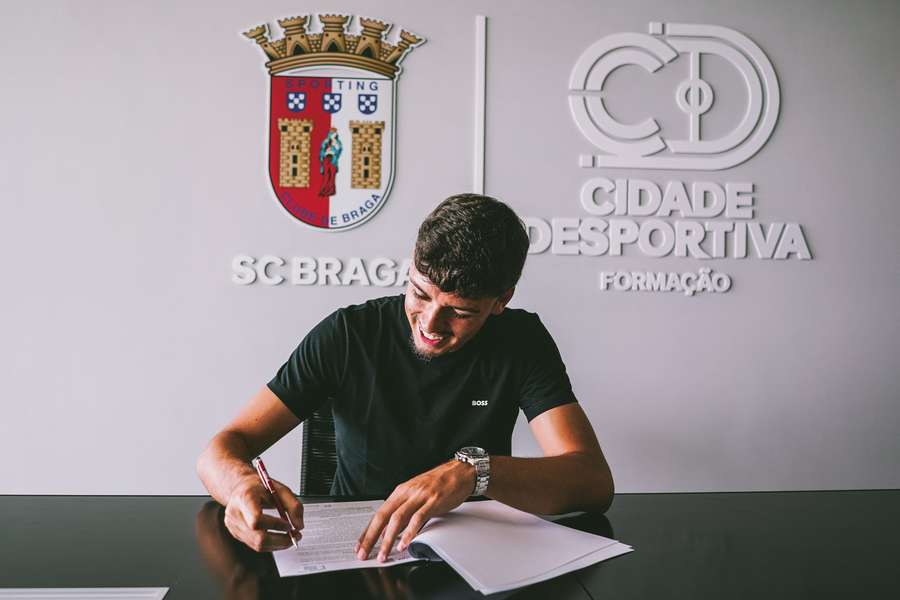 Nuno Matos prolonga ligação ao SC Braga