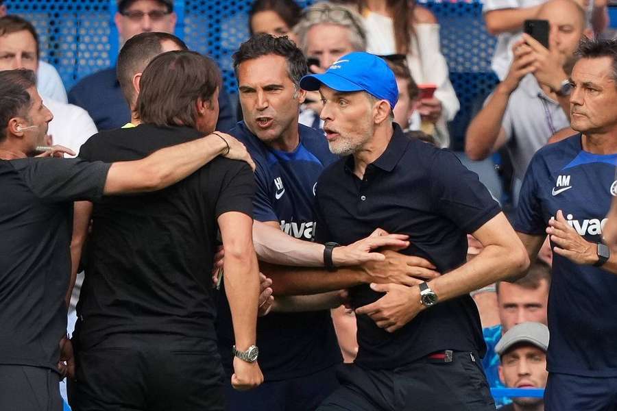 Thomas Tuchel lors de sa joute plus que verbale avec Antonio Conte en août dernier.