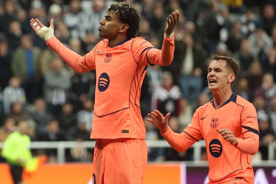 Barcelona president Laporta confirms PSG's Yamal offer; ponders Lewandowski future