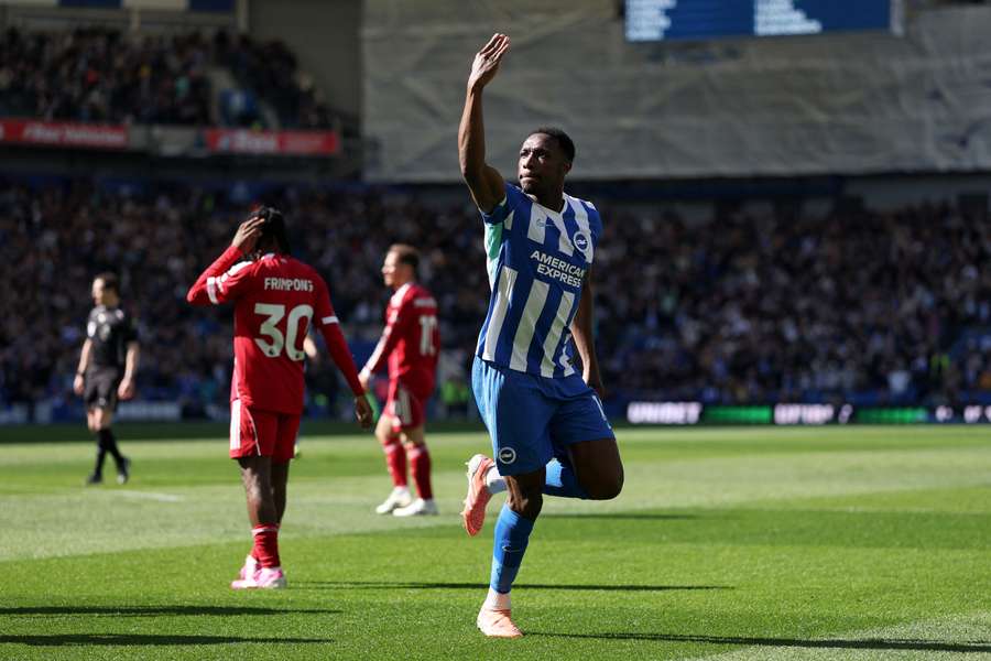 Liverpool wciąż w kryzysie. Porażka z Brighton po dublecie Welbecka, LM zagrożona