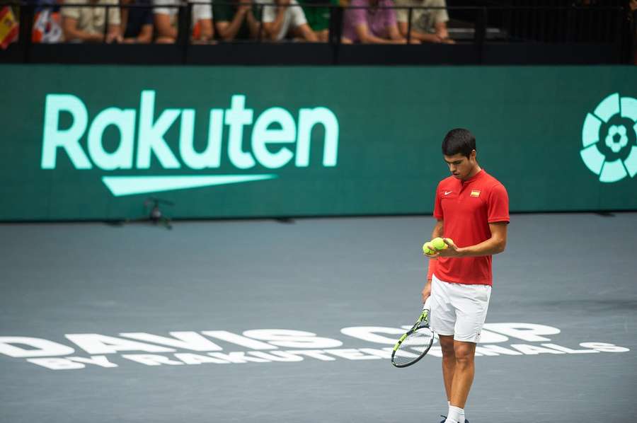 El 'lucky loser' Goffin elimina a Alcaraz en su debut en el ATP Nur-Sultán