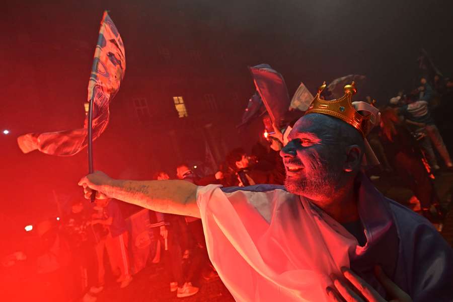 Napoli fans celebrate