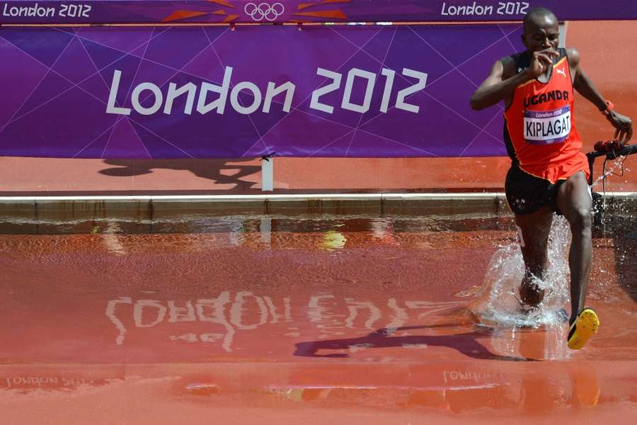 Kiplagat in action at London 2012