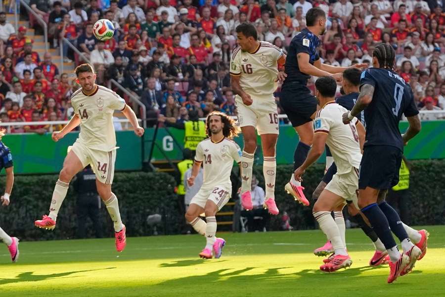 Laporte, Cucurella y Rodri en el Uruguay-España Laporte, Cucurella y Rodri en el Uruguay-España