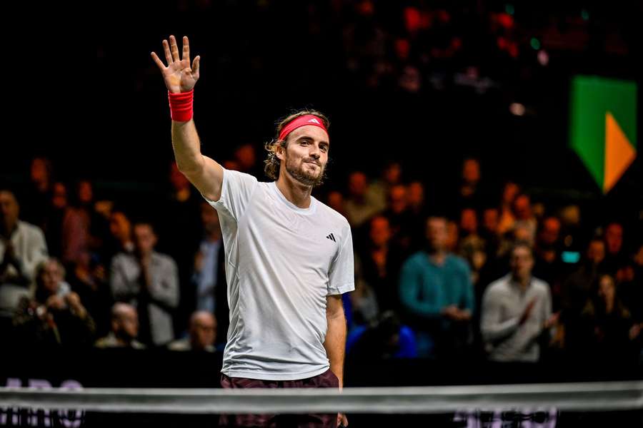 Tsitsipas poprvé v sezoně vyhrál dva zápasy po sobě.