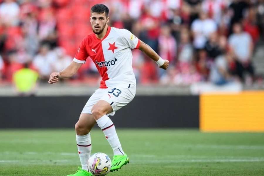 Jurásek tem sido apontado à lateral do Benfica