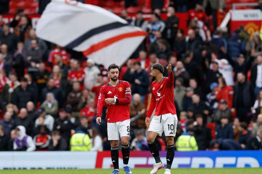 Man Utd raid Man City to boost academy staff Man Utd raid Man City to boost academy staff