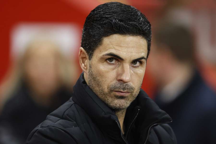 Petit admits "it will be very difficult" for Arteta to stay if he doesn't win the league