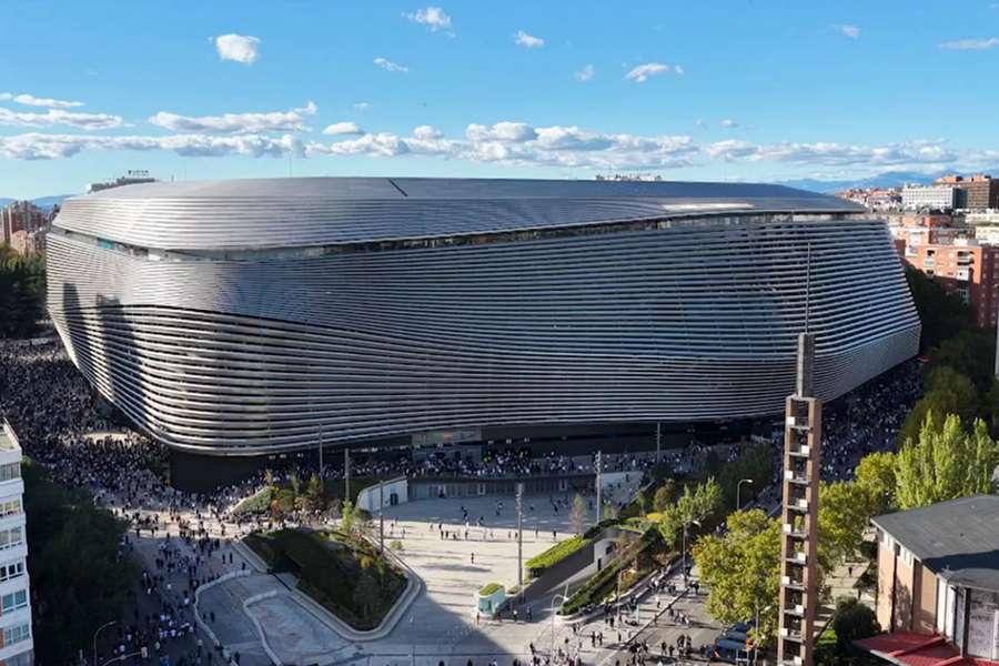 ¡Santo Bernabéu!: el feudo madridista será la casa del papa este mes de junio
