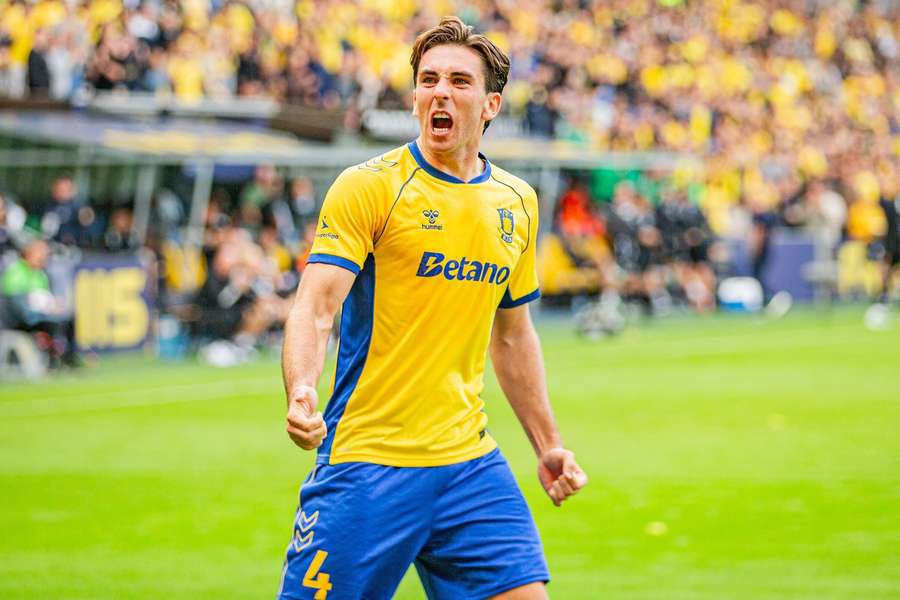 Luis Binks after scoring against FC Copenhagen in the 'New Firm' derby Luis Binks after scoring against FC Copenhagen in the 'New Firm' derby