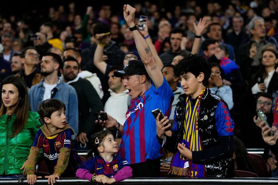Suporterii lui Barcelona au scandat Messi, Messi, în minutul 10 al meciului cu Real Madrid